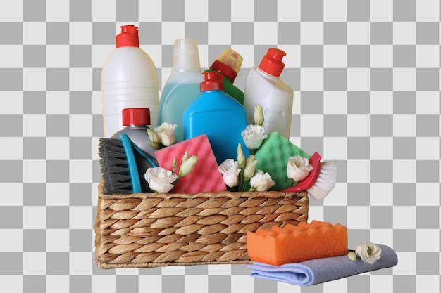 Flaschen mit Reinigungsmittel für die Frühlingsreinigung, Pinsel und Lappen in einem Wickelbehälter, isoliert auf weißem Hintergrund PNG