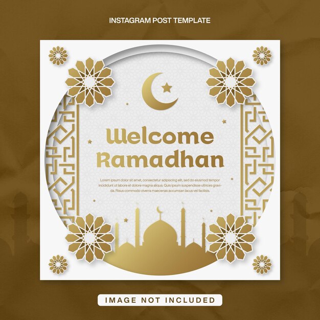 Flat Banner Welcome Ramadhan Template para Instagarm Post em tema branco e dourado
