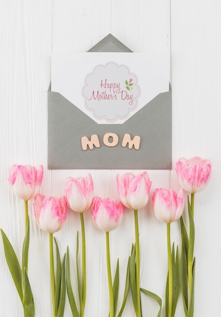 PSD flat lay maquete de cartão de dia das mães