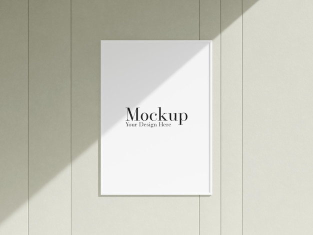 Foto-Rahmen-Mockup, das an der Wand hängt