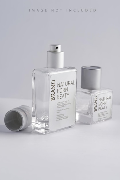 Frasco de perfume, spray de fragrância simulado à luz do sol,