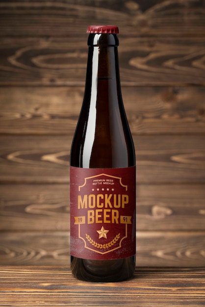 Garrafa de cerveja com design de maquete de rótulo