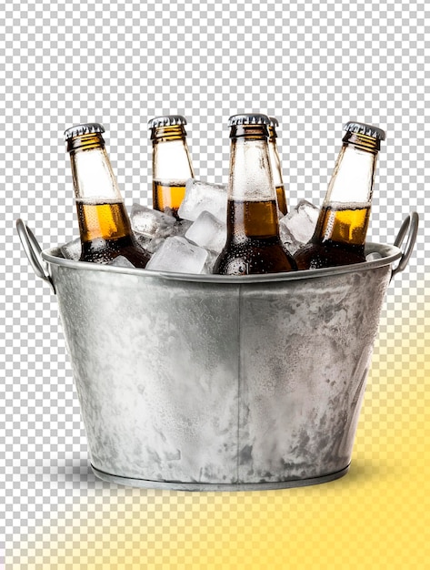 Garrafas de cerveja psd em balde com cubos de gelo isolados em fundo branco