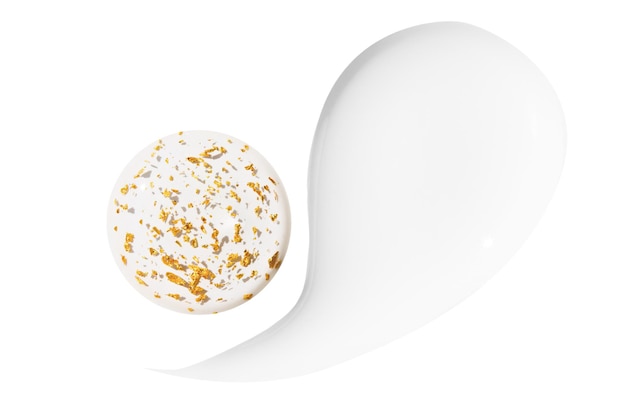 Gel de sérum de sérum transparent avec des éclaboussures d'or 24 carats et de composition de crème blanche isolées