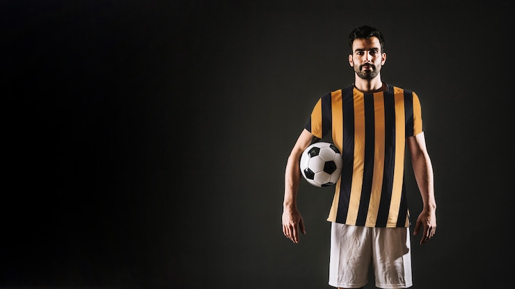 PSD giocatore di football in posa