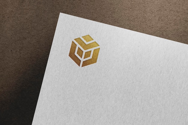 Goldes Logo-Mockup und Weißbuch