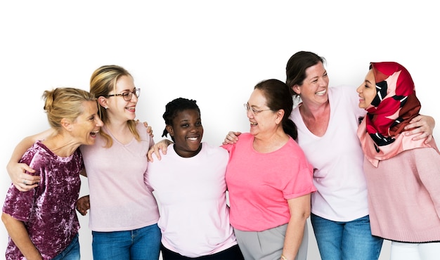 Grupo de mulheres feminismo união sorrindo trabalho em equipe