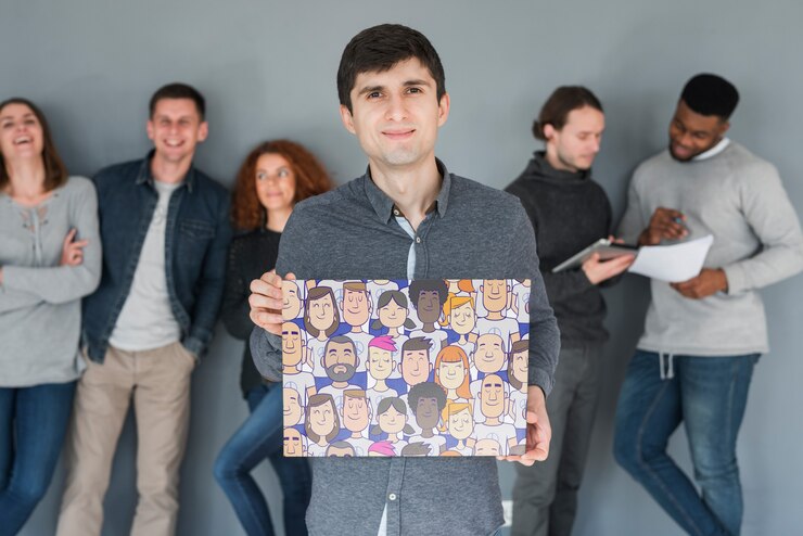 PSD grupo pessoas, segurando, cartaz, mockup, para, caridade
