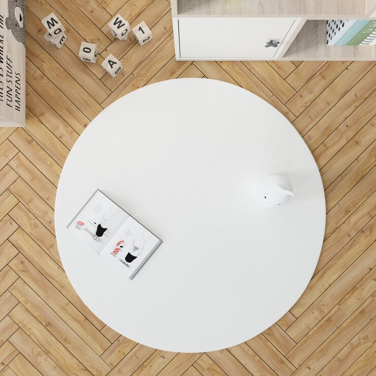 PSD habitación infantil con alfombra blanca.