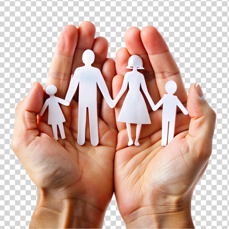 PSD hände, die einen ausgeschnittenen familienbild auf einem durchsichtigen hintergrund halten