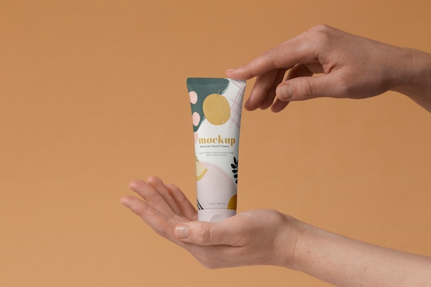 PSD handcreme mit verpackungsmodelldesign