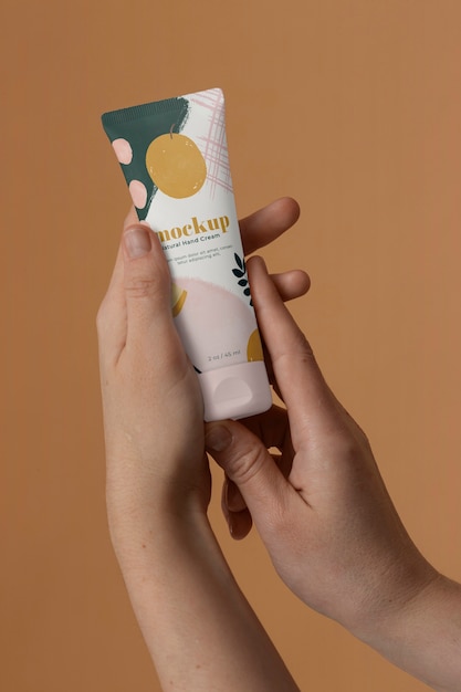 PSD handcreme mit verpackungsmodelldesign