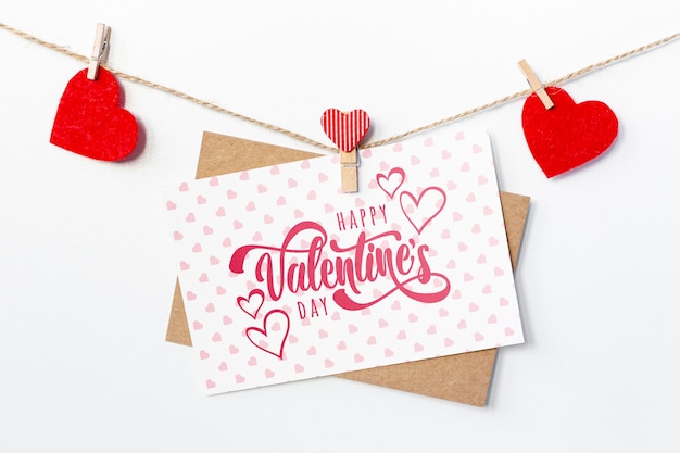 PSD happy valentinstag schriftzug auf weiße karte