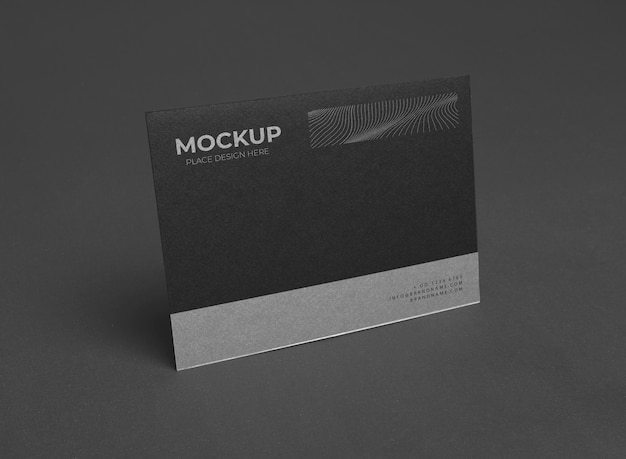 High-Angle-Corporate-Briefpapier-Modellock