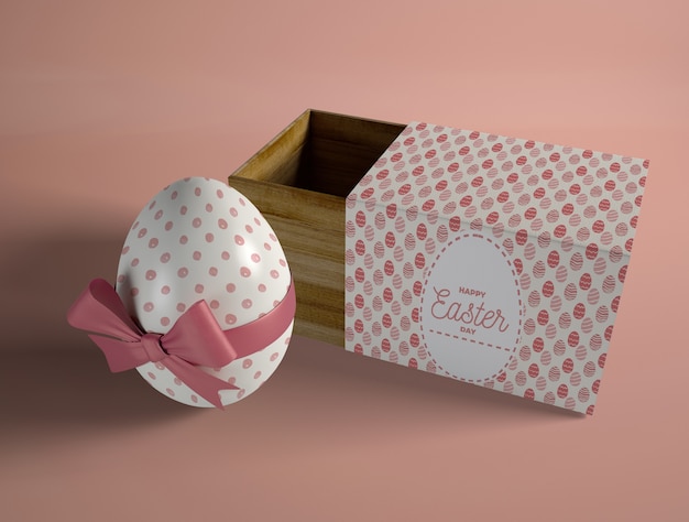 High Angle Wrapped Egg mit Box