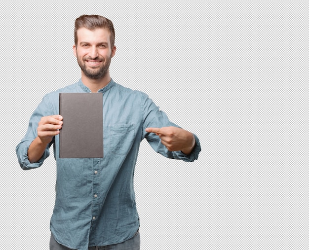 Hombre atractivo joven presentando libro