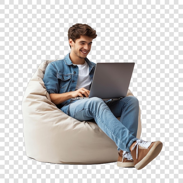 Hombre feliz abriendo la caja de la computadora portátil