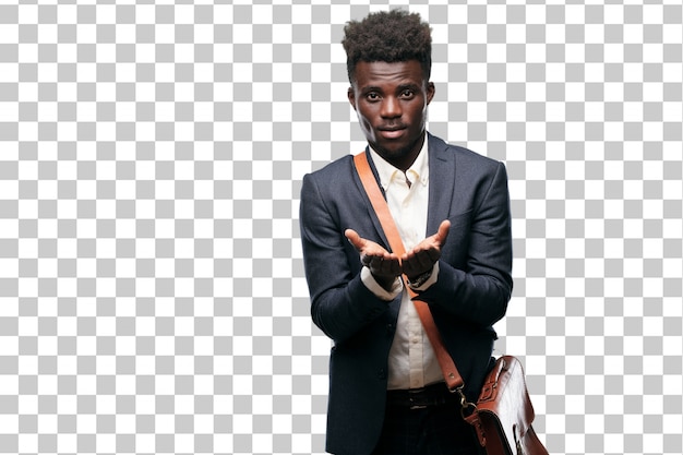 Hombre de negocios negro joven que sonríe con una expresión satisfecha que muestra un objeto o un concepto