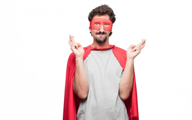 PSD hombre en traje de superhéroe deseando algo
