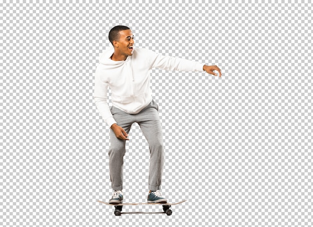 Homem afro-americano skatista