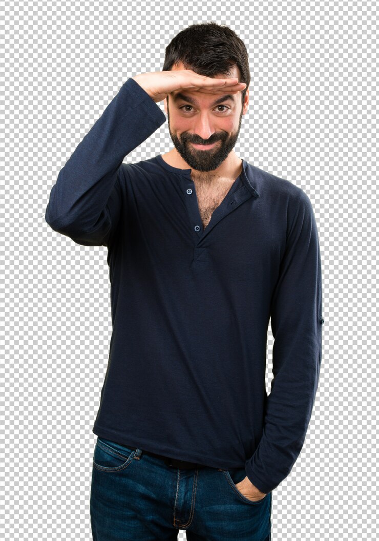 PSD homem bonito com barba mostrando algo