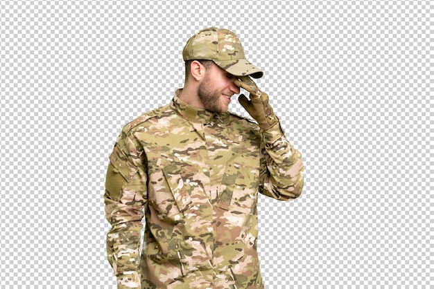 Homem militar sobre isolado chroma chave fundo rindo