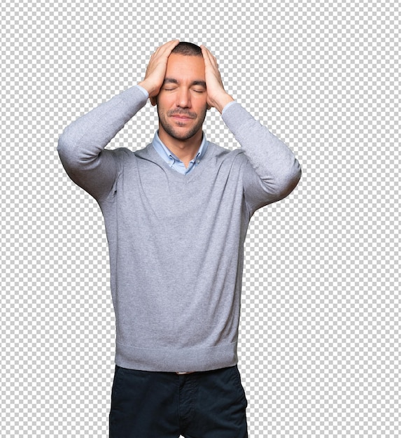 Homem quieto fazendo um gesto de relaxamento