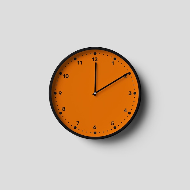 Une horloge avec les chiffres 10 et 10 dessus