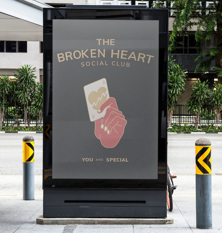 PSD il mockup dell&#39;insegna del cuore rotto