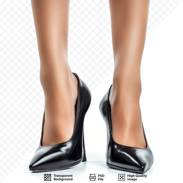 PSD imagens de belos pés de mulheres clássicas em sapatos elegantes de salto preto no fundo branco isolado