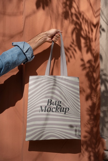 Impresión óptica en el modelo de la bolsa de equipaje