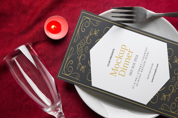 PSD invitación a una cena romántica desde arriba