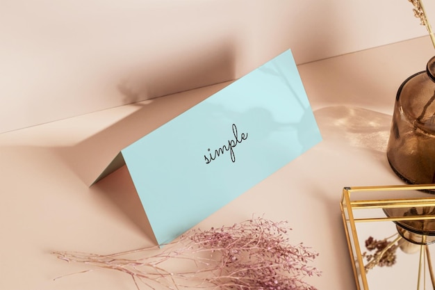 une invitation de mariage minimaliste