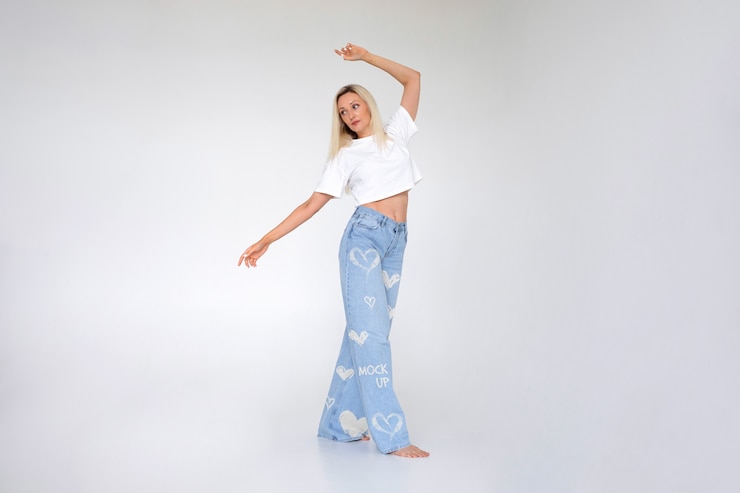 PSD jeans con maqueta de bordado