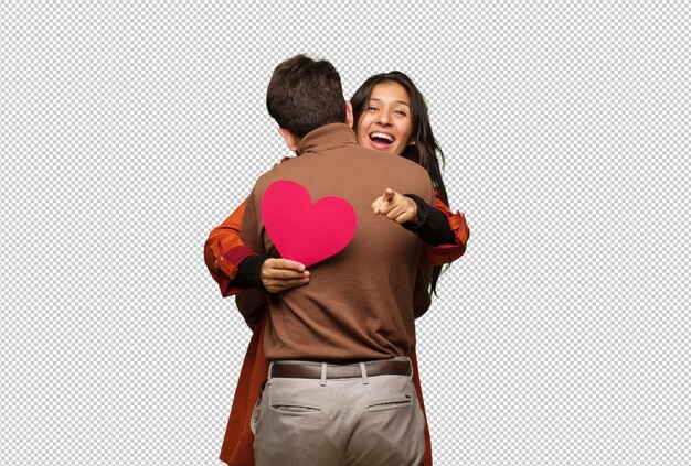 Jeune couple cool célébrant la Saint Valentin