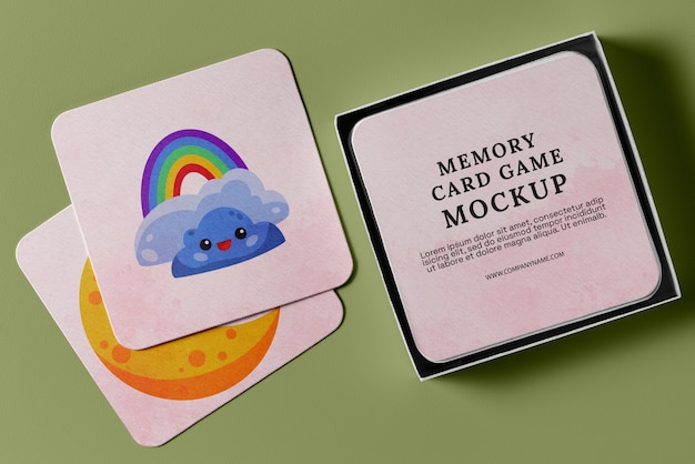 Jogo de cartas da memória para crianças com embalagem