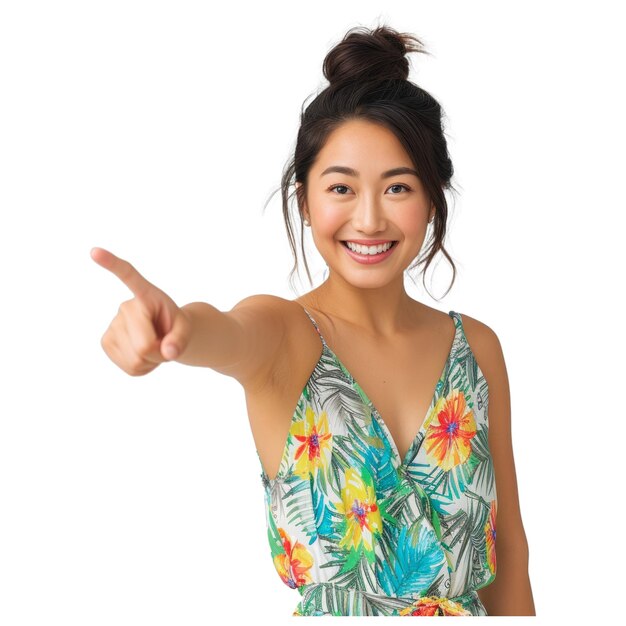 PSD jovem elegante e bela mulher asiática vestida com roupas de verão sorrindo e apontando