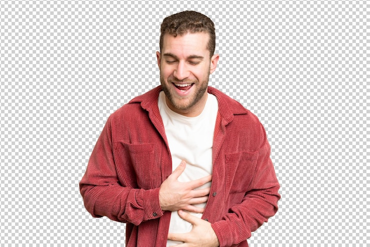 PSD jovem homem loiro bonito sobre isolado chroma chave fundo sorrindo muito