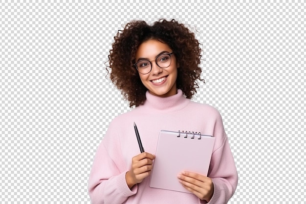 Jovem mulher de negócios sorridente e atraente usando notas adesivas isoladas em um fundo transparente