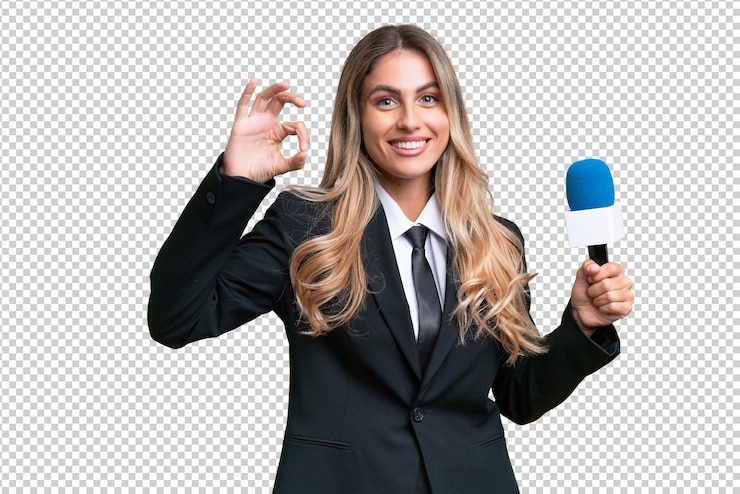 PSD joven y bonita presentadora de televisión uruguaya sobre un fondo aislado que muestra el signo de ok con los dedos