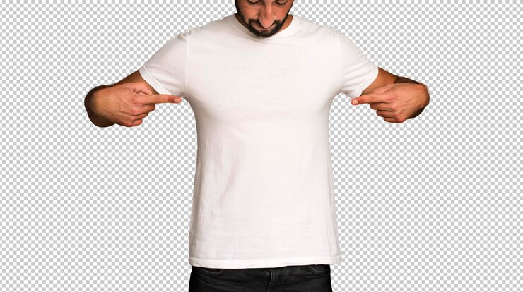 PSD joven loco barbudo y expresivo vistiendo una camiseta en blanco vacía simulada