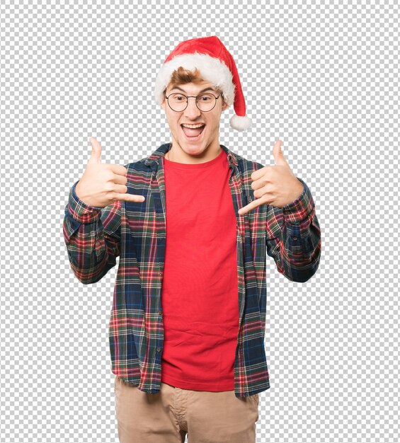 Joven en Navidad haciendo gestos