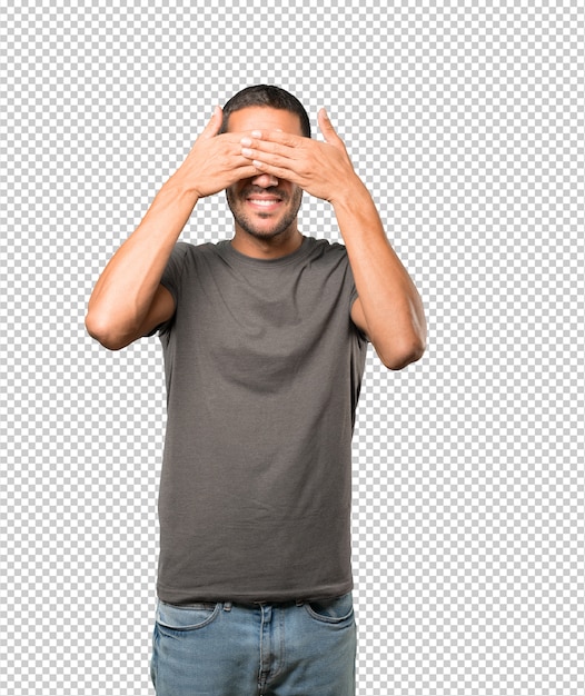 Joven tapándose los ojos con las manos