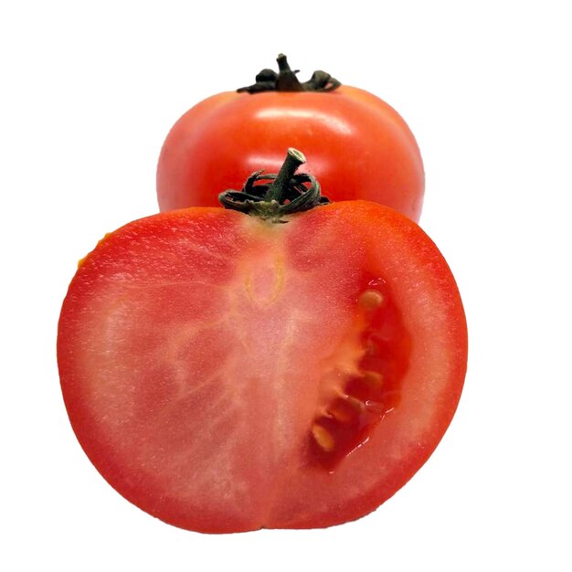 Jugosas rebanadas de tomate rojo
