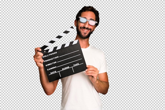 Junger verrückter bärtiger und ausdrucksstarker Mann mit einem Klöppelkinofilm oder Filmkonzept