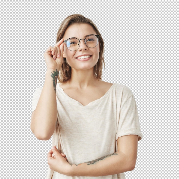 Junges, hübsches Mädchen lächelt und korrigiert Brille