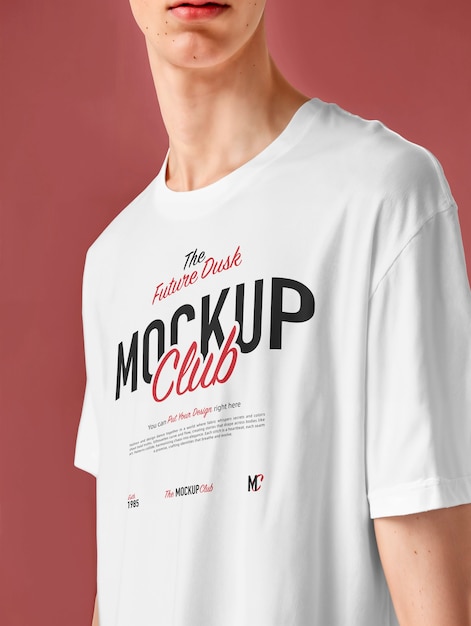 Junges Model posiert in einem Studio-Mockup