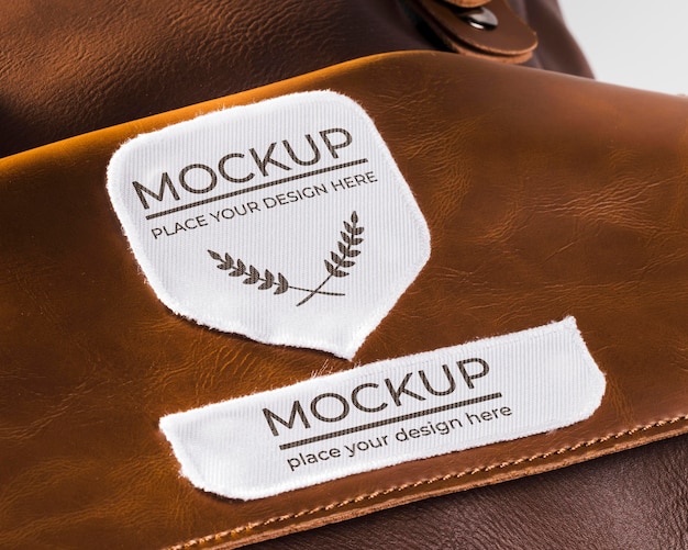 Kleidungsstück Patch Modell auf Ledertasche