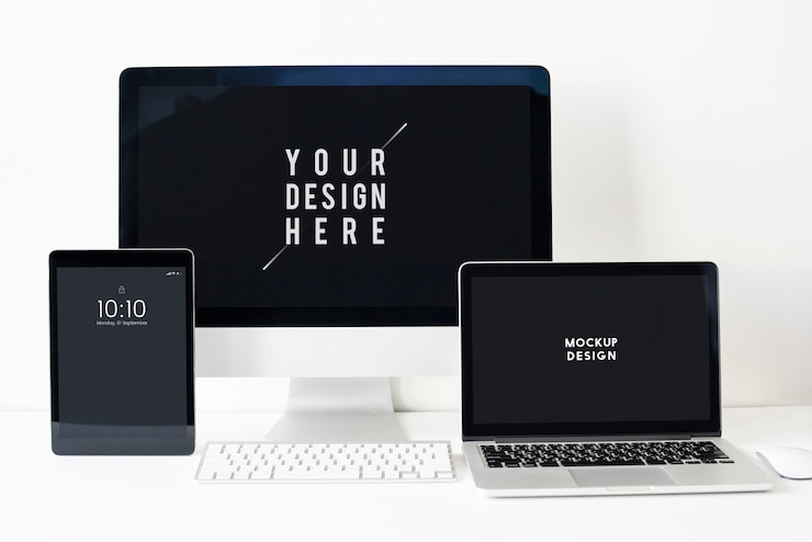 PSD kumpulan mockup layar perangkat digital
