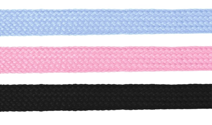 PSD lacci di scarpe rosa e blu su uno sfondo bianco